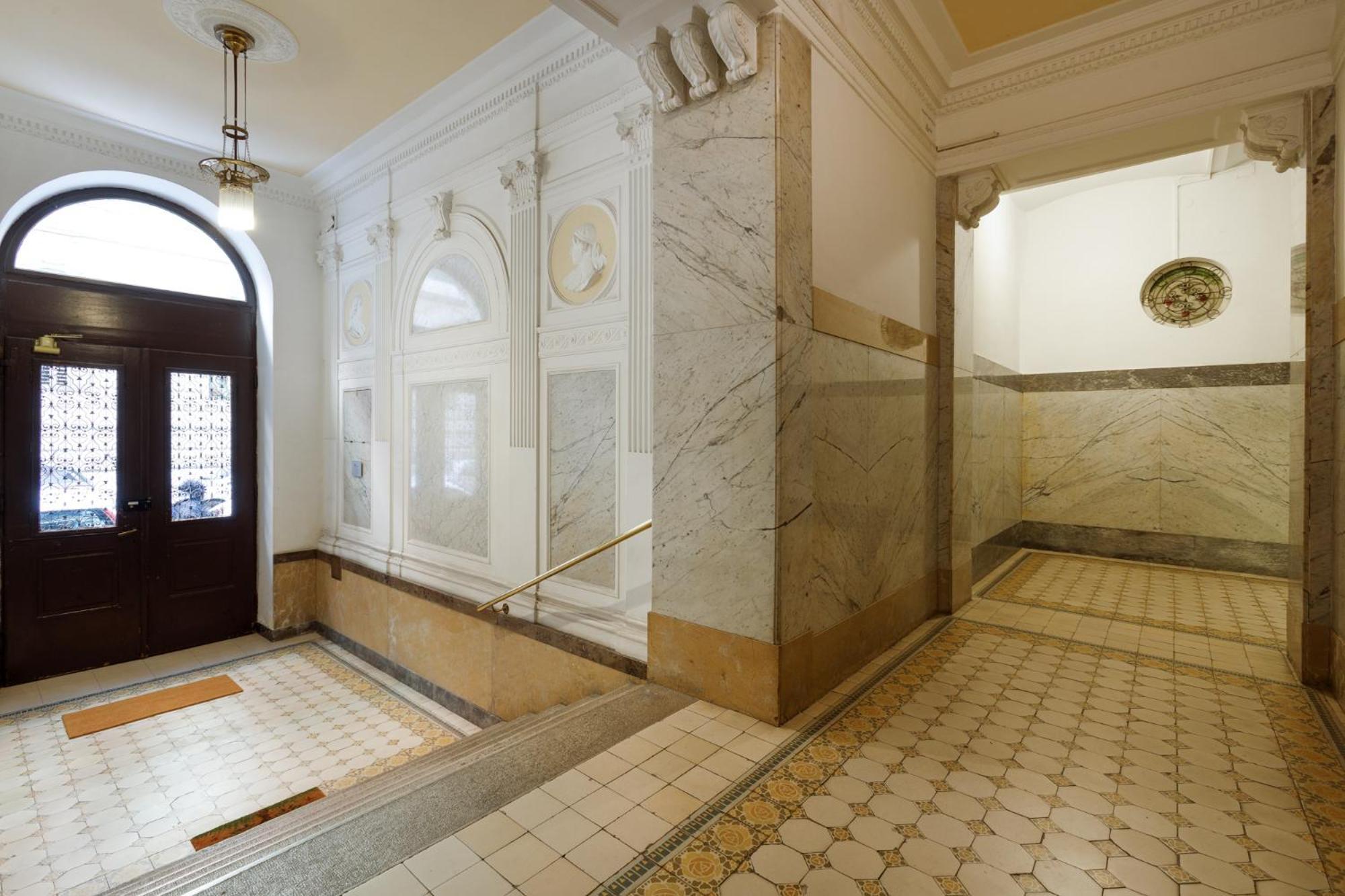 Central Trieste - Elegant City Stay Exterior foto