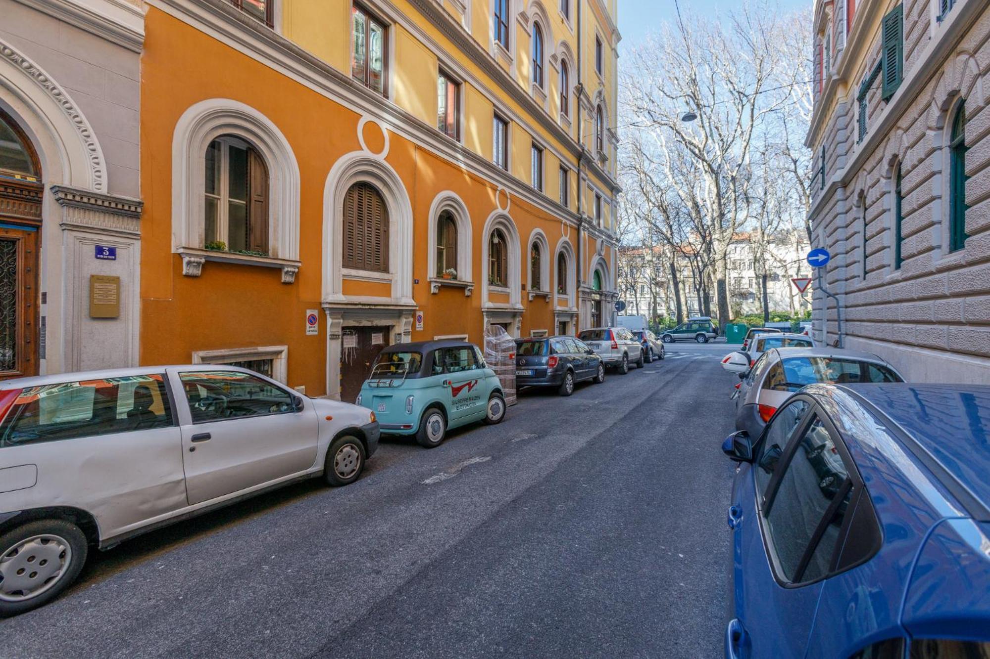 Central Trieste - Elegant City Stay Exterior foto