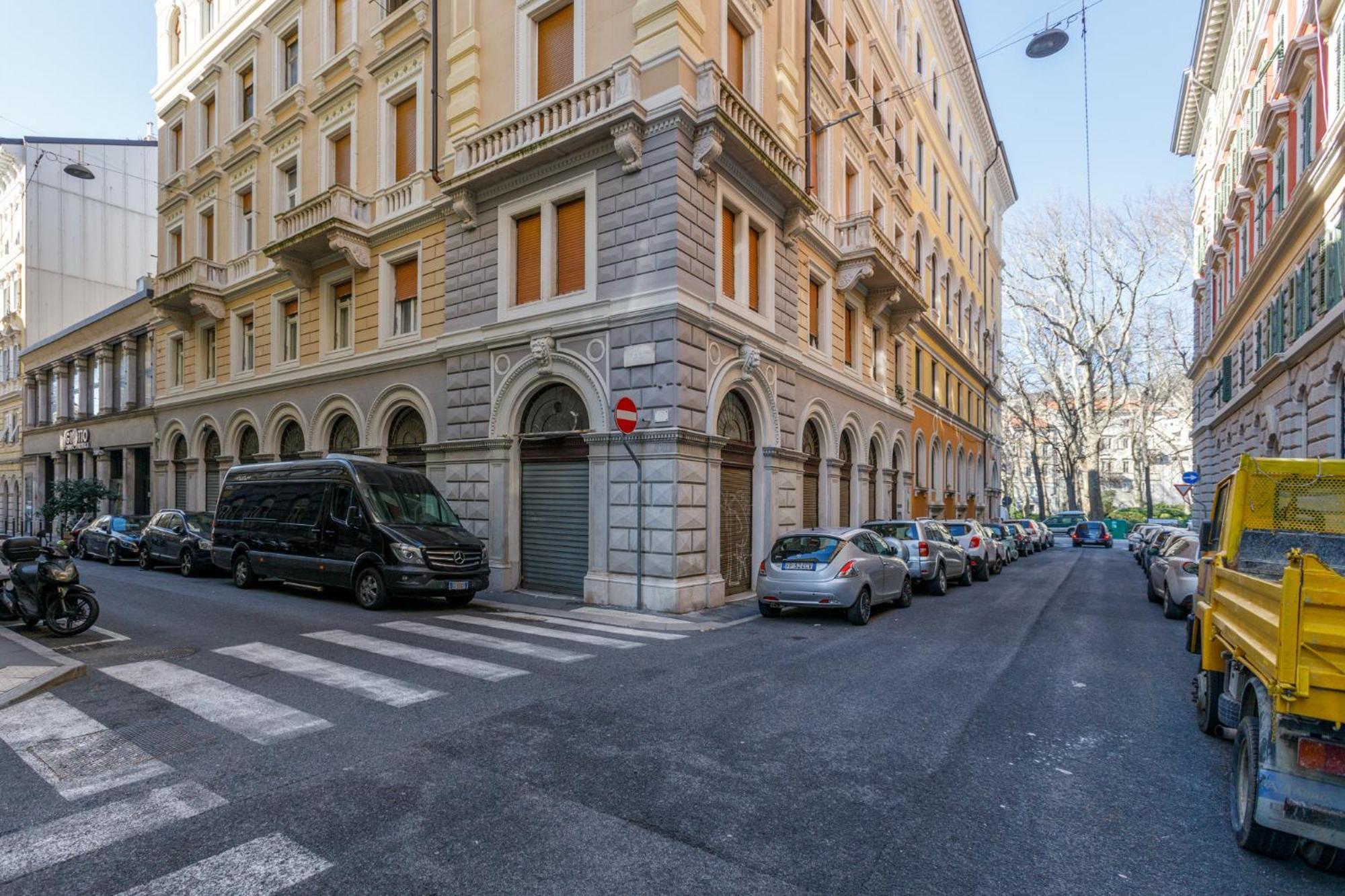 Central Trieste - Elegant City Stay Exterior foto